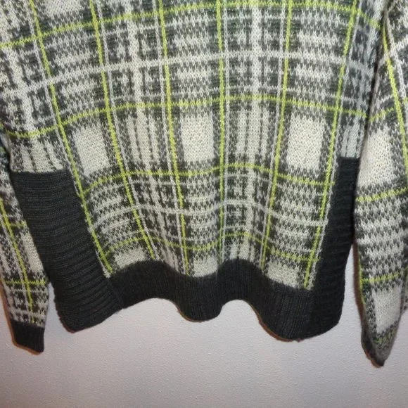 NINE West Plaid Sweater Size Large NWT - Picture 3 of 10